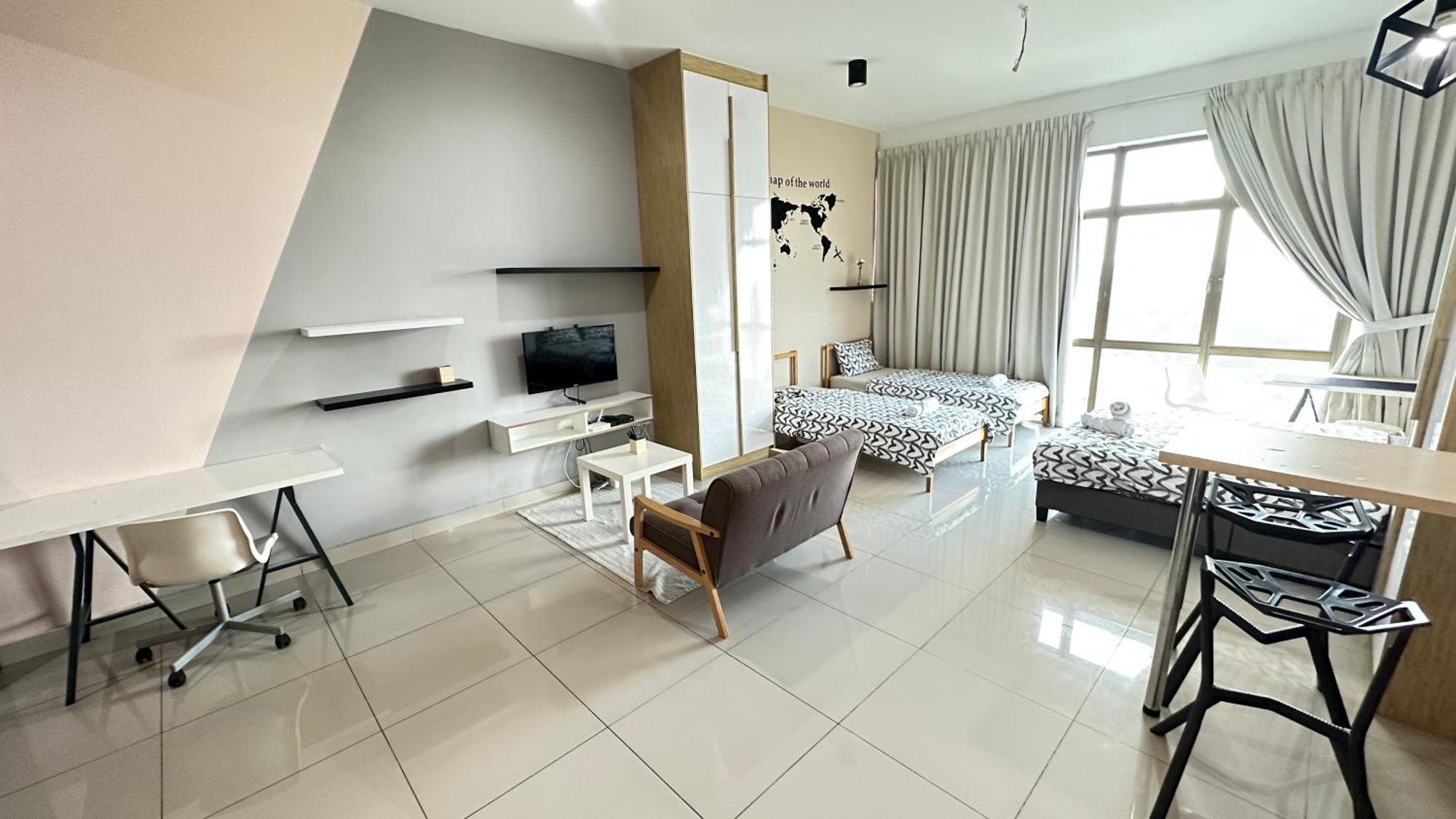 Pangsapuri Palazio Serviced In Mount Austin Near Aeon Ikea Toppen Hsi Johor Bahru