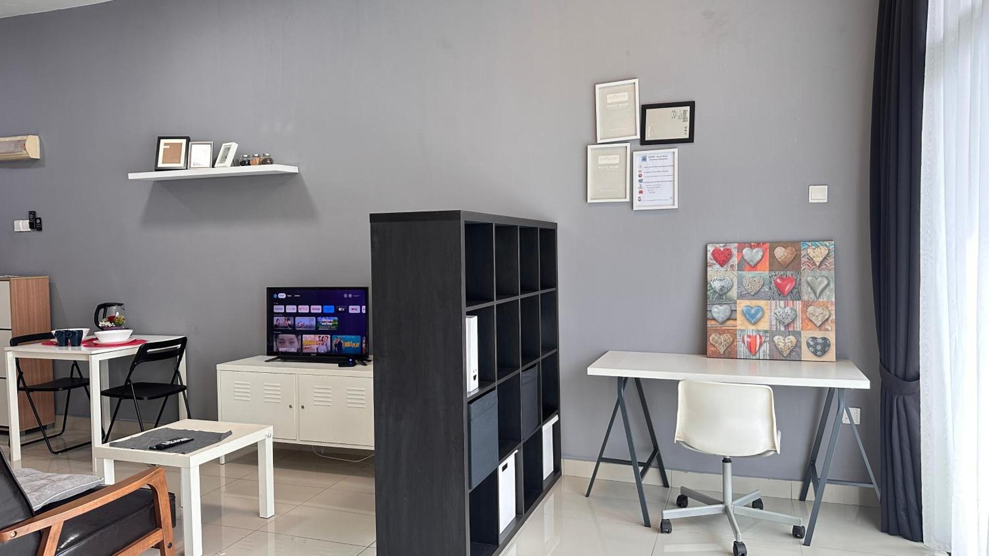 Palazio Serviced In Mount Austin Near Aeon Ikea Toppen Hsi * Johor Bahru