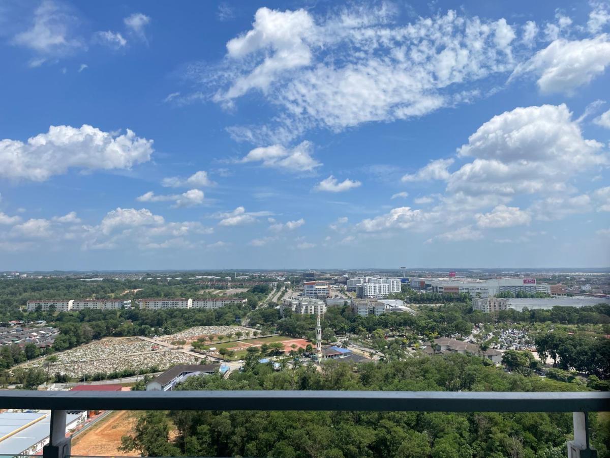 Palazio Serviced In Mount Austin Near Aeon Ikea Toppen Hsi *